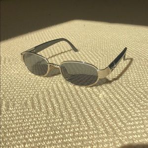 RARE Fendi Women’s Silver Framed Sunglasses